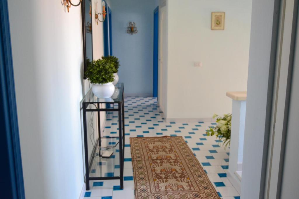 Hotel La Lampara Golfo Aranci Exterior photo